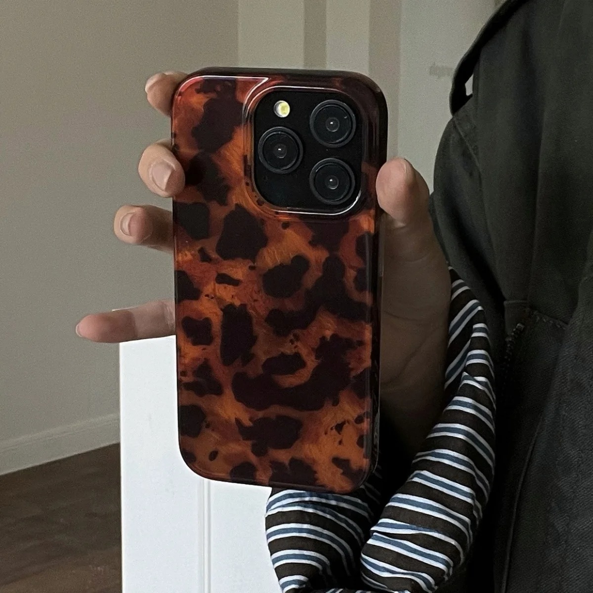 Coque de téléphone laser textu - Perfume Pure Xs avis et prix