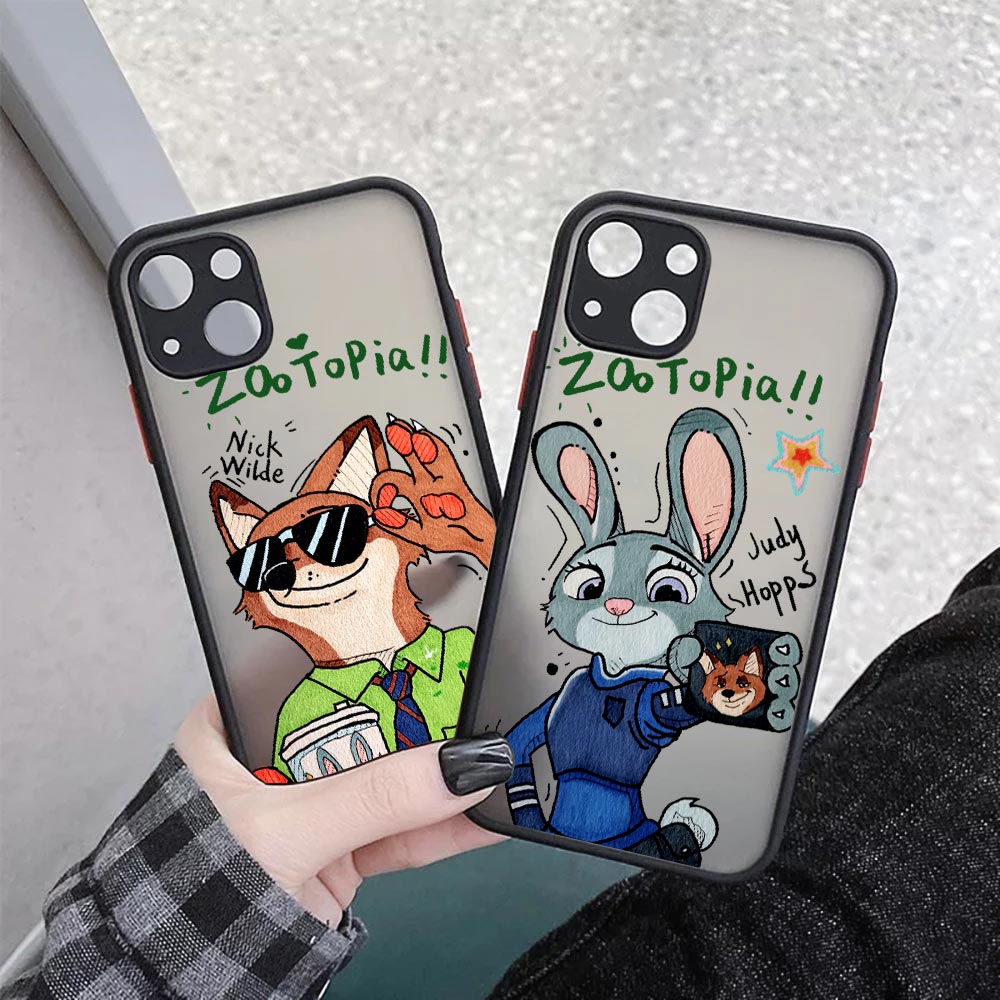 Coque translucide mate Disney  - Perfume Pure Xs avis et prix